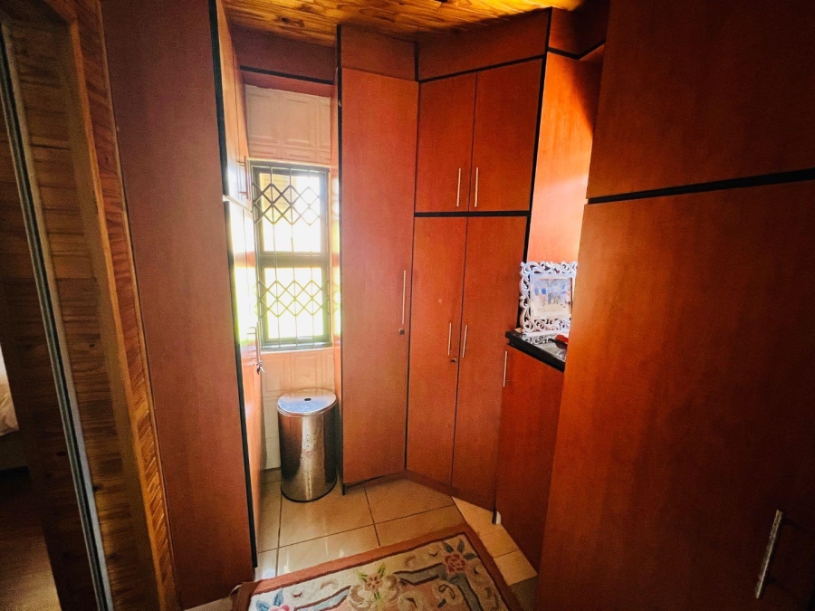 3 Bedroom Property for Sale in Mmabatho North West